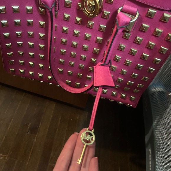 Michael Kors tote purse - Picture 3 of 5